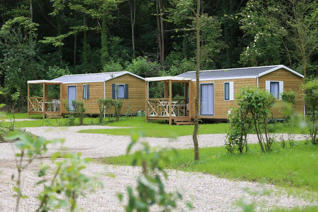 Camping Le Val De Trie Béhen Buitenkant foto